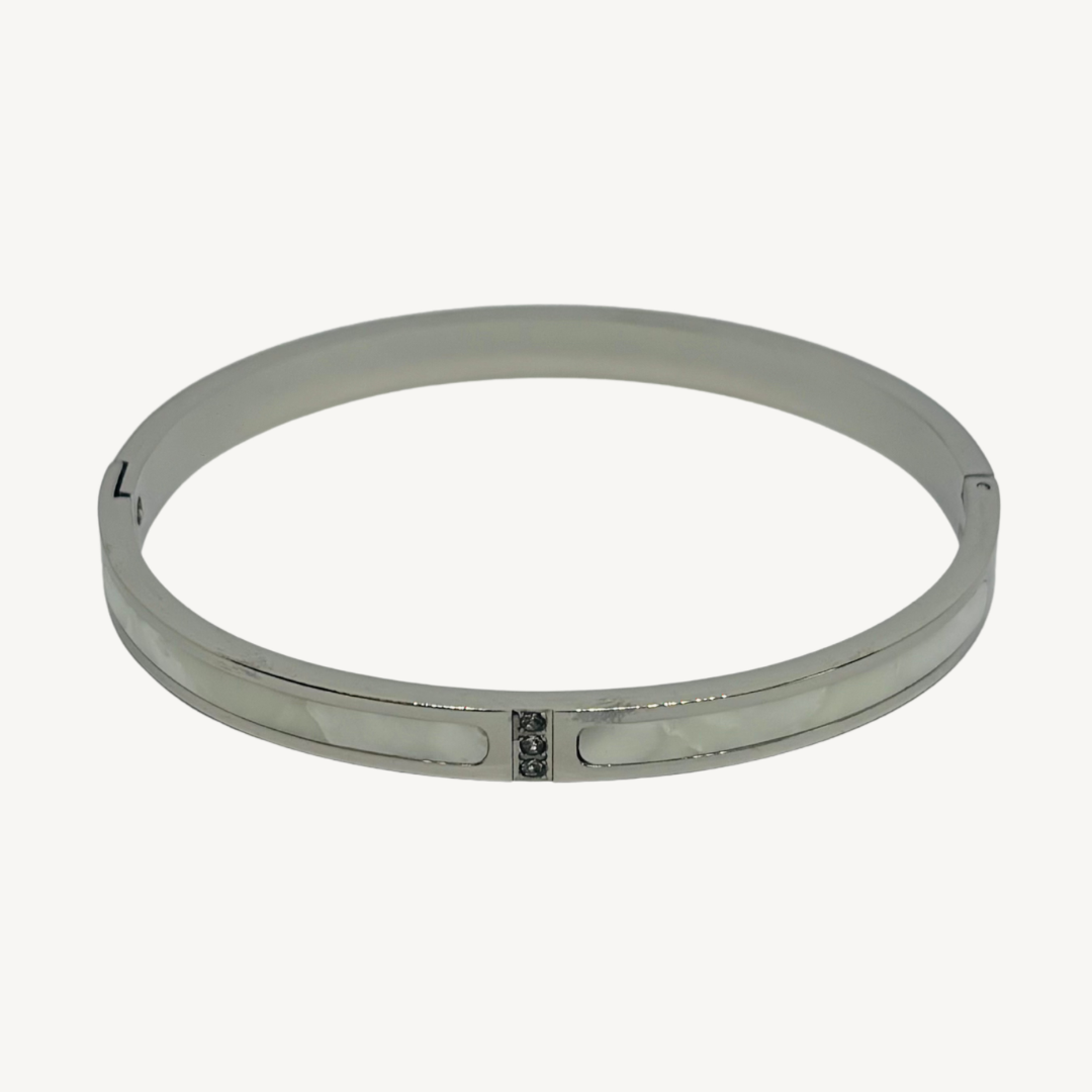 Serene Loop Bangle