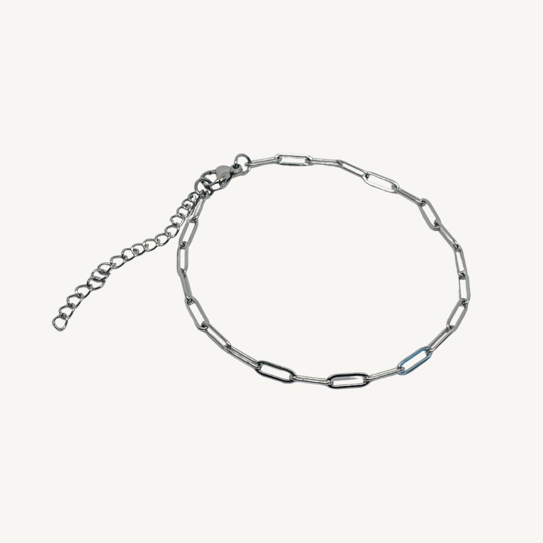 Staple Link Hand Chain